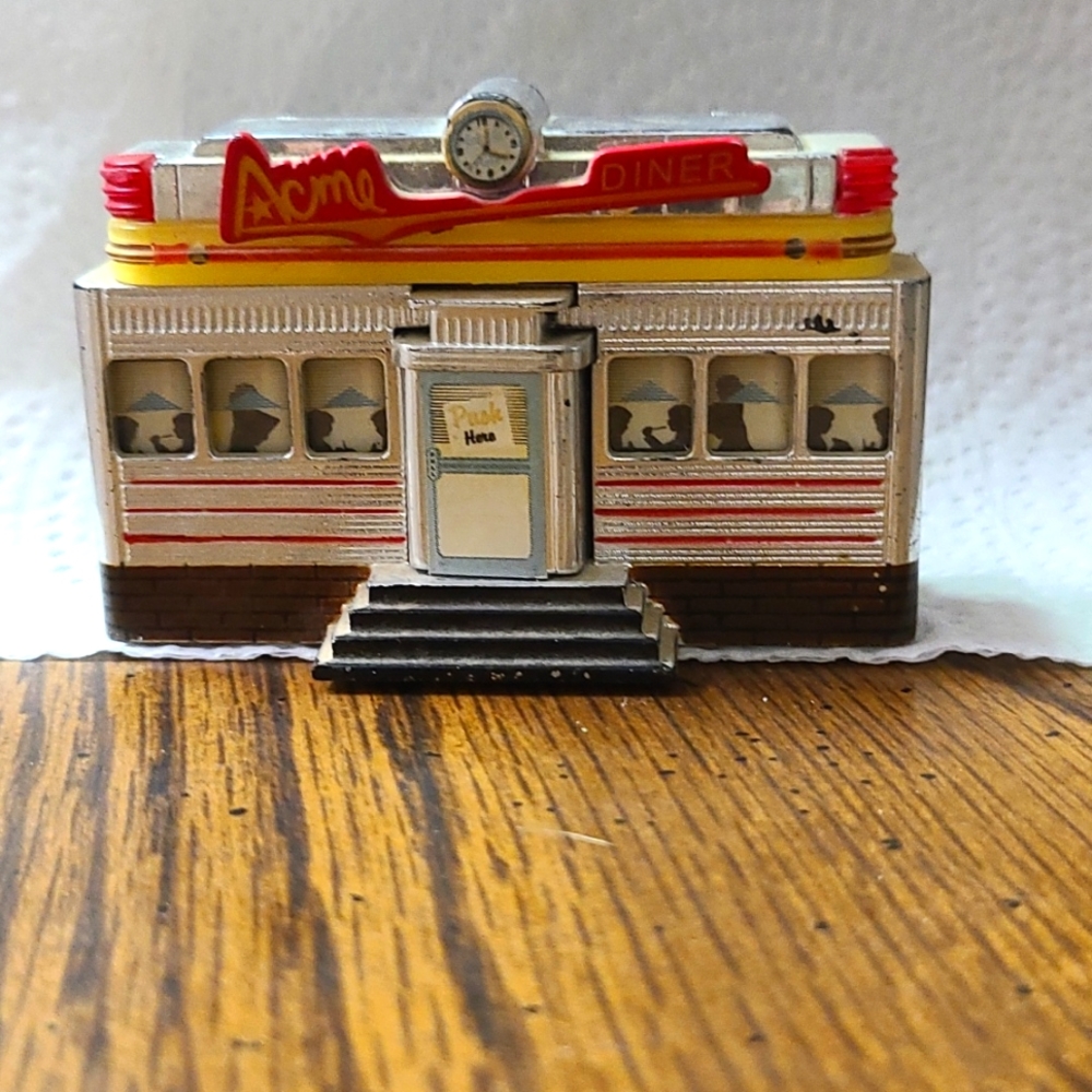 1998 Vintage 1950's Acme  Diner refrigerator magnet